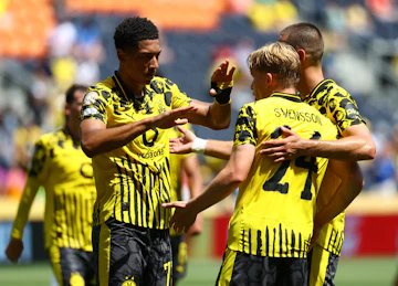 Dortmund-spelarna firar efter ett mål mot Ulsan i Klubblags-VM