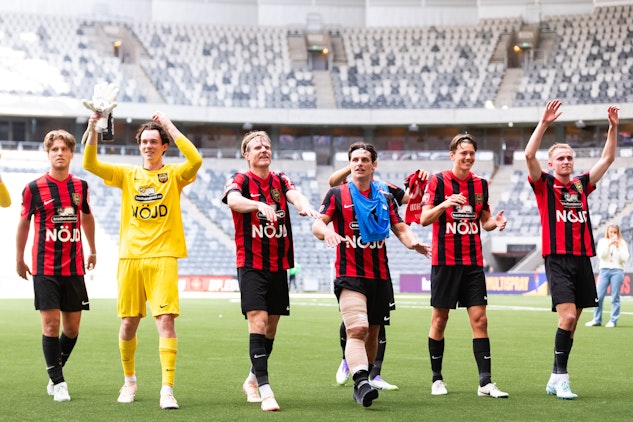 Brommapojkarna efter segern mot Öster
