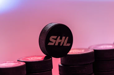 SHL puck