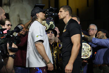 Usyk - Verhoeven odds