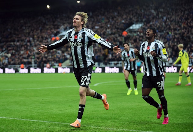 Nick Woltemade och Anthony Elanga