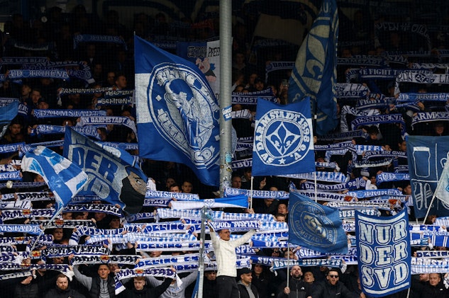 Darmstadts klack bjuder på mäktigt stöd under helgens ligamöte.