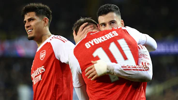 max 13 lördag 20 december